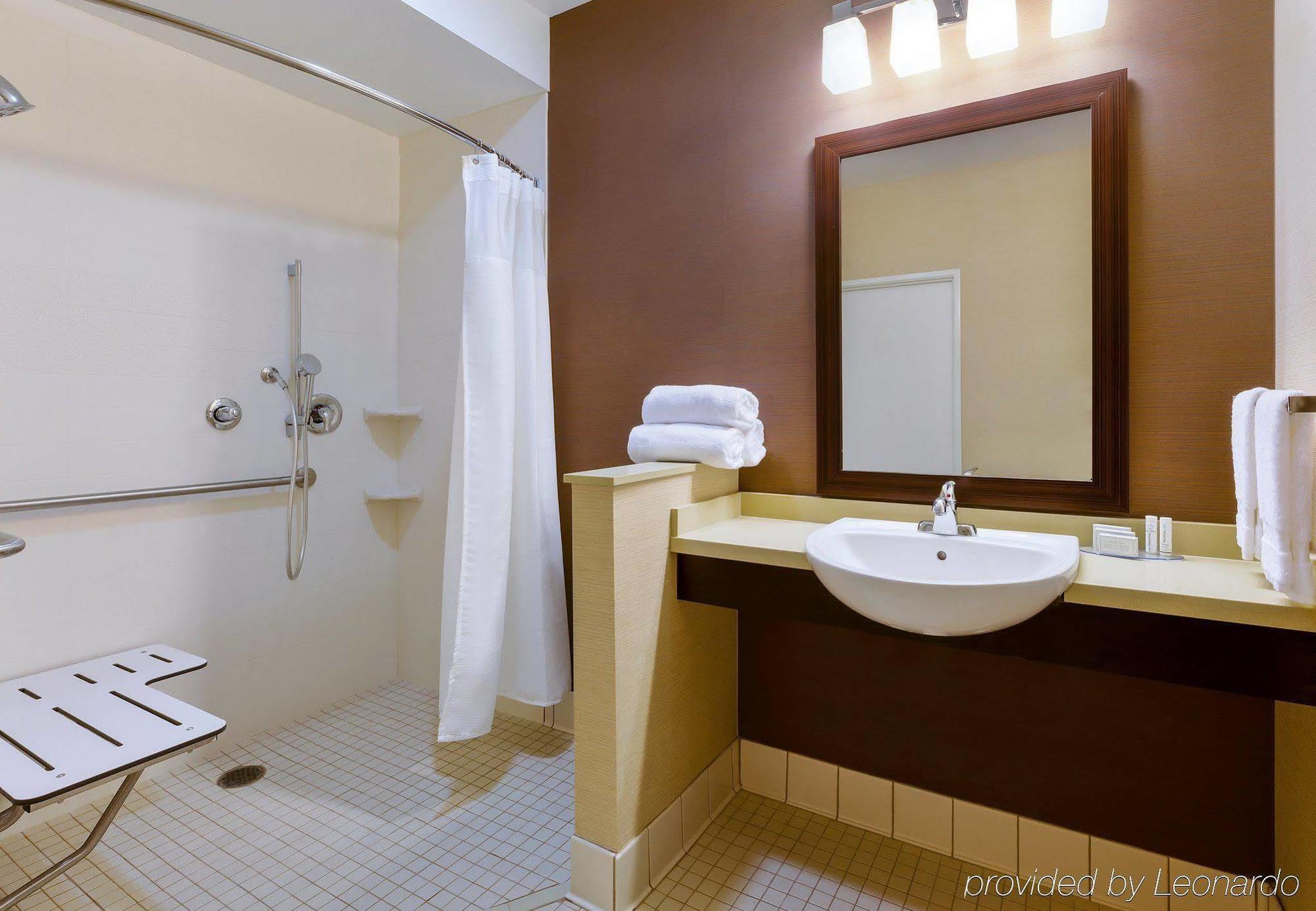 Fairfield Inn & Suites Riverside Corona/Норко Екстер'єр фото