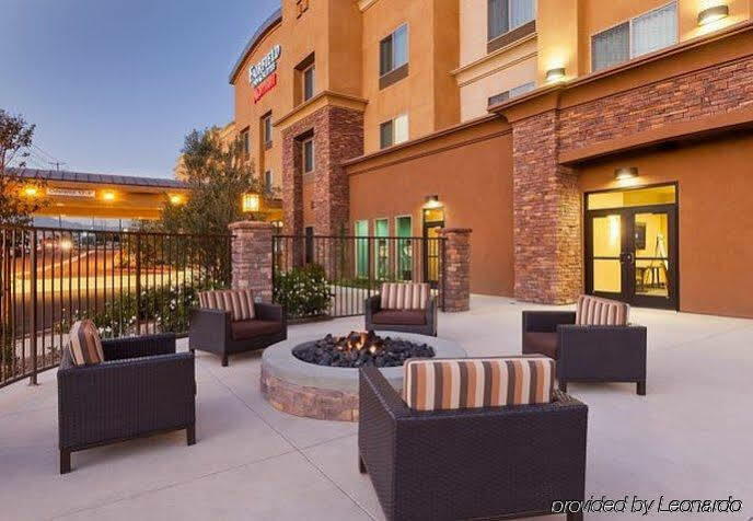 Fairfield Inn & Suites Riverside Corona/Норко Екстер'єр фото